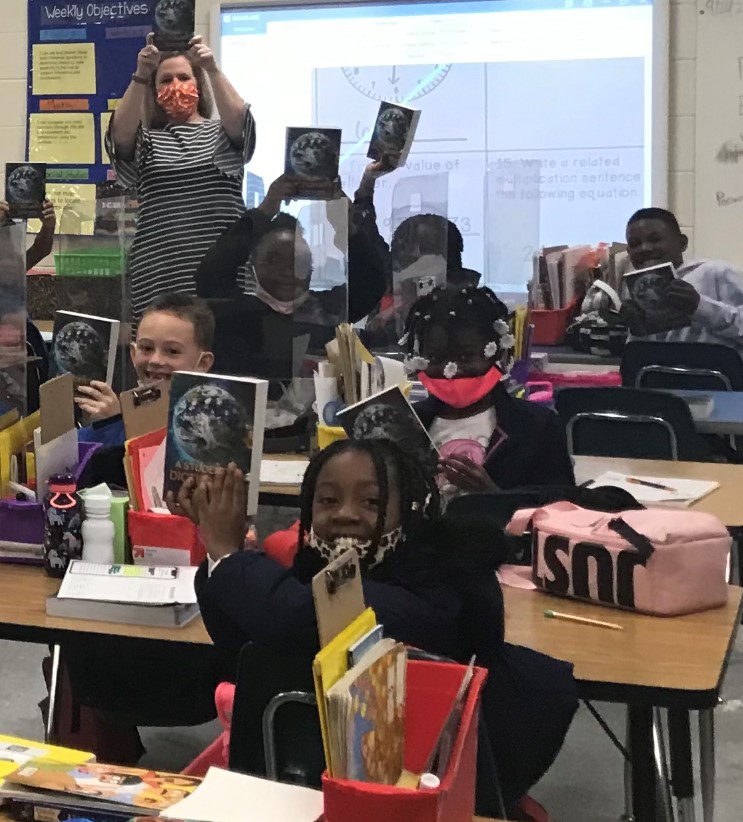 EastAiken's tweet photo. THANK YOU Aiken Rotary Club for gifting our awesome 3rd graders with their very own dictionary!!! What an exciting day in 3rd grade!!! #DictionaryFun @AikenPublicSch https://t.co/4rZczrhIok