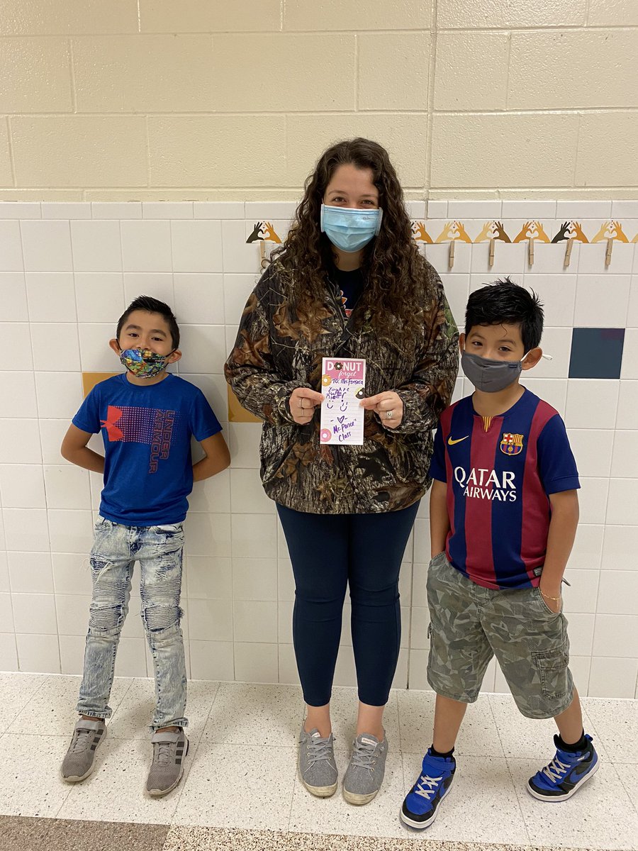 teacher_me9's tweet photo. Thank you Mrs. Clem-Fonseca for everything you do and always being amazing!  @FieldsFalcons #FieldsFalcons #FieldsInspires #WorldKindnessDay2021  #Empathy https://t.co/UI7OqX7dHn