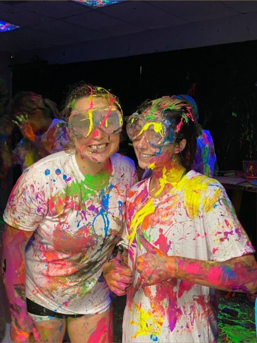 Ally Bauer tweet media