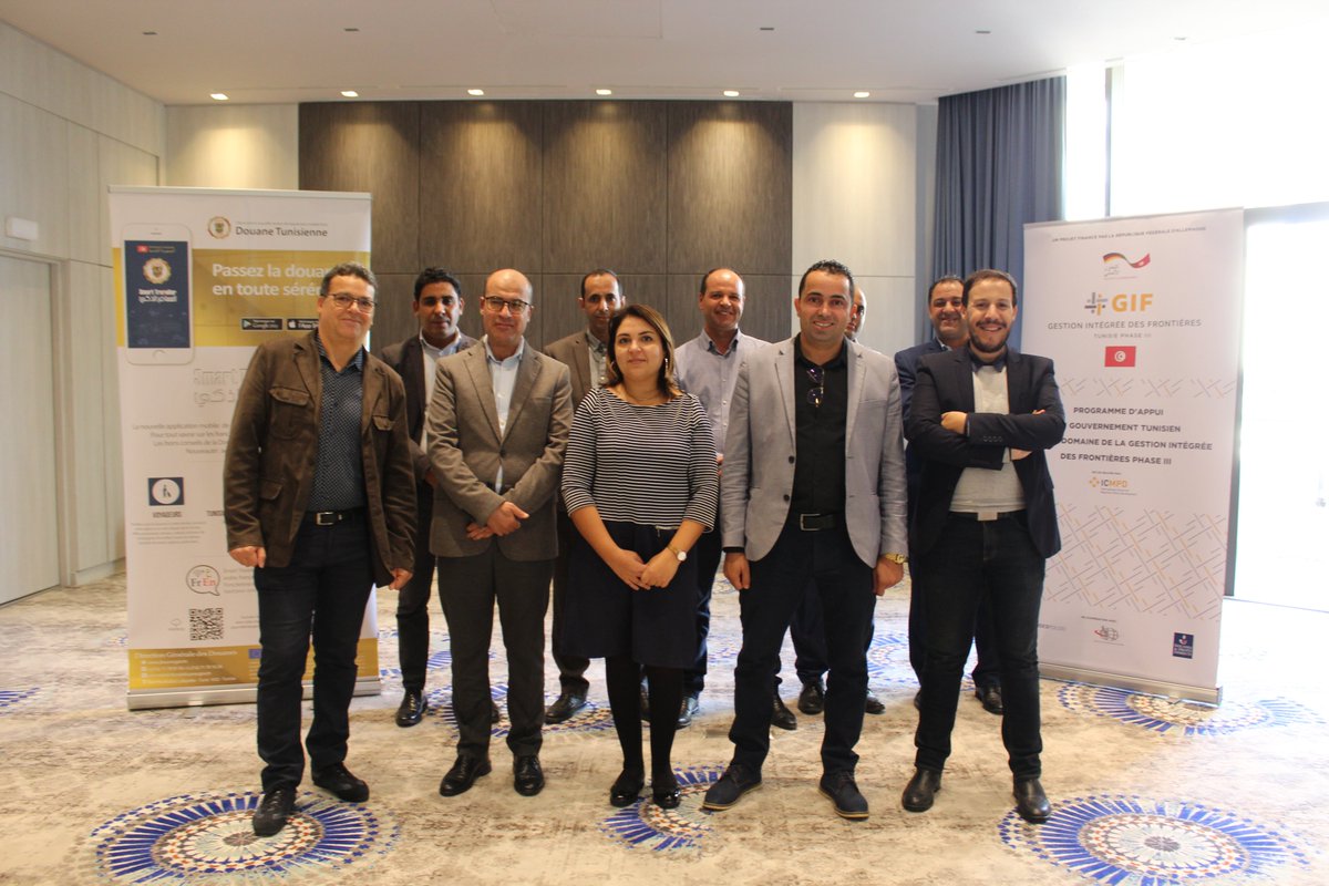 ICMPD_BMS's tweet photo. The Support Programme for the #Tunisian Government in the area of Integrated Border Management is assessing the #Smart_Gate pilot corridors, planning the Smart Traveller app expansion project, and held the project evaluation and planning meeting @DanishMFA @GermanyDiplo @BMI_OE https://t.co/u0qwUgU7Zr