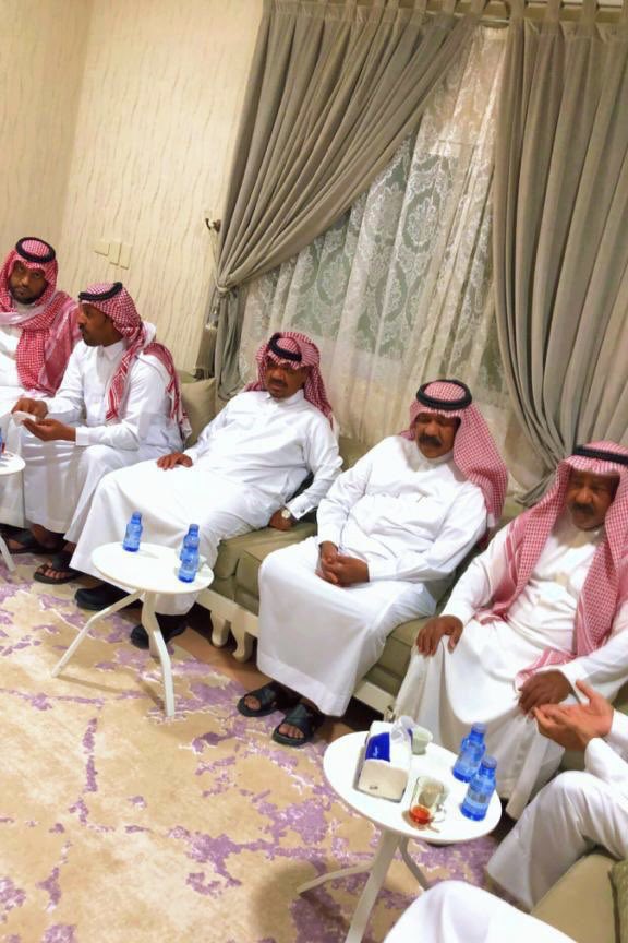 _ALHUMAID_'s tweet photo. تم بحمدالله عقد قران الشاب عبدالله بن أحمد بن عبدالرحمن اليوسف على ابنة المرحوم عبدالله بن محمد بن عبدالله الحميد … 
بارك الله لهما وبارك عليهما وجمع بينهما في خير …. 
كما نبارك للعم حمد بن محمد الحميد ( بوصلاح ) واخوانه وعقبال بقية الأبناء . https://t.co/zGjqyXVByy