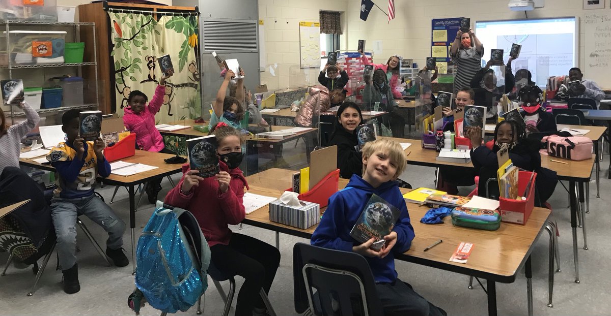 EastAiken's tweet photo. THANK YOU Aiken Rotary Club for gifting our awesome 3rd graders with their very own dictionary!!! What an exciting day in 3rd grade!!! #DictionaryFun @AikenPublicSch https://t.co/4rZczrhIok