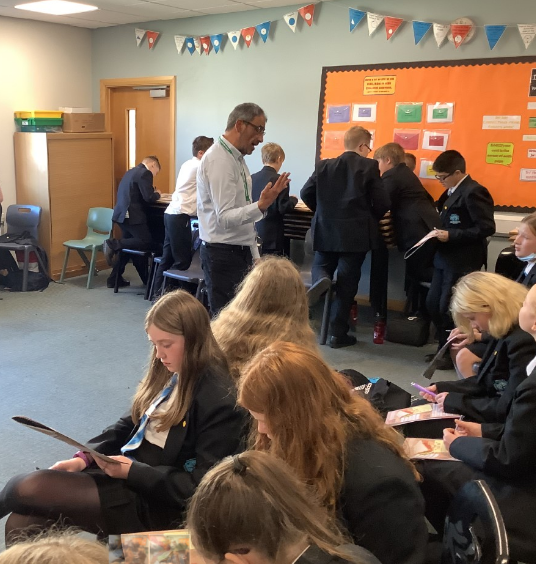 CrawLiteracy's tweet photo. Many thanks to @talkthetalkUK for their superb oracy workshops with our Y7 students last Friday. Y7 had a fabulous day and it was wonderful to see their communication skills and confidence growing. Long may it continue! https://t.co/utXVrAN2HA