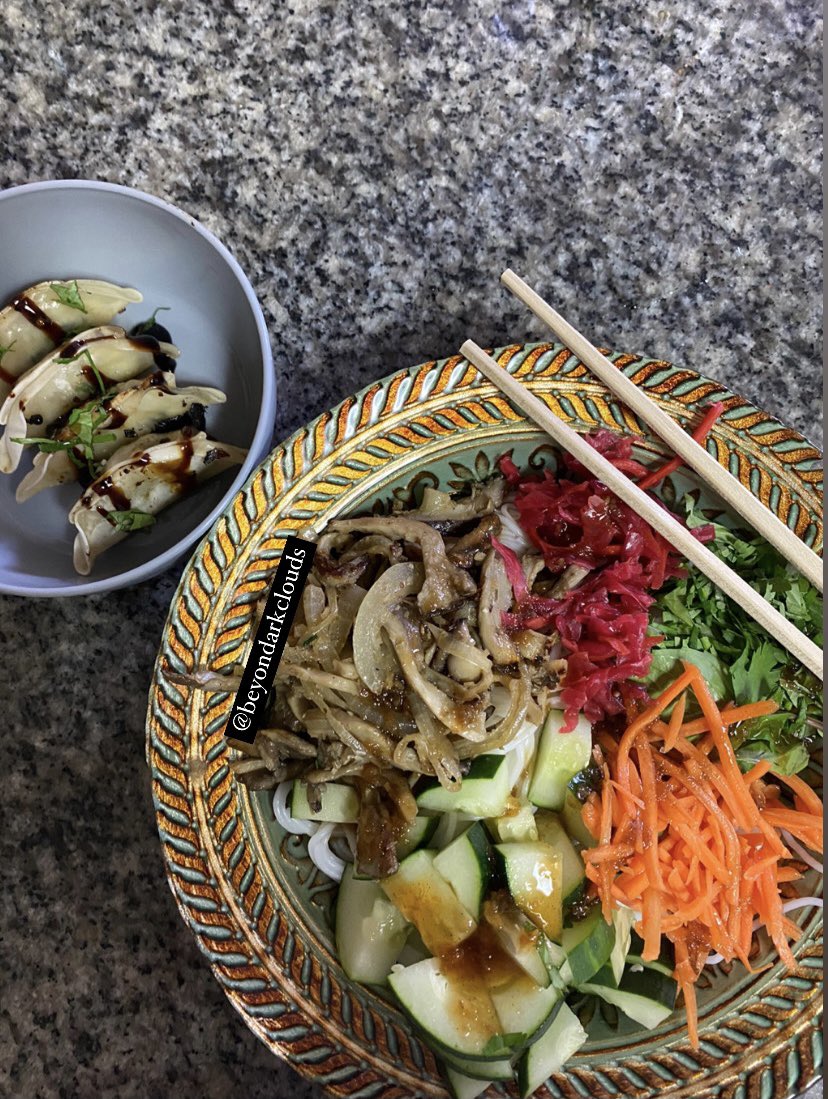 beyondarkclouds's tweet photo. A play on a Vietnamese dish - Bún chả - I used oyster &amp; shiitake mushrooms in place of what would be traditionally used (beef or pork) also had vegan gyoza dumplings 🥰🌱 #vegan https://t.co/nhVdkezioH