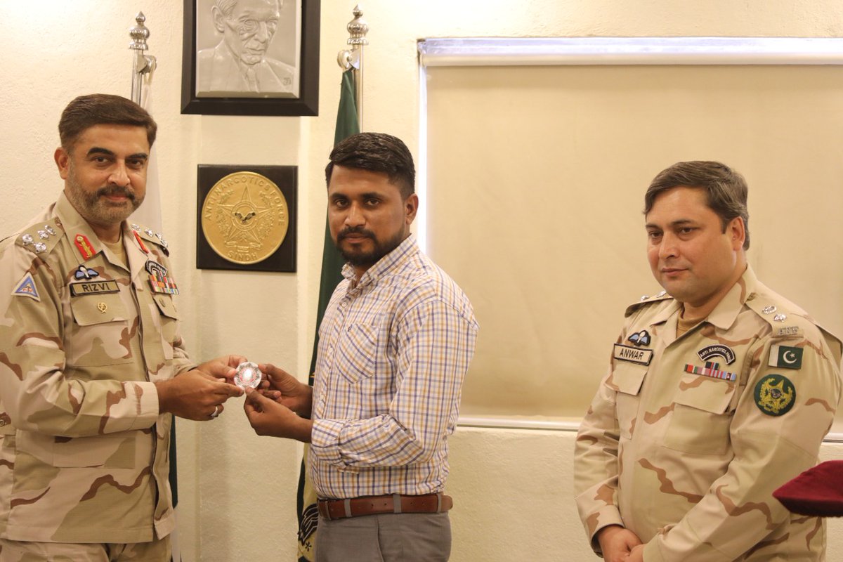 VeesarShafique's tweet photo. #nationalyouthassembly 
A session was held under supervision of Force Commander Anti Narcotics Force Sindh Brig Syed Vaqar Haider Rizvi  regarding awarness of drug abuse in society specially youth.
Honoured to be the Ambassador of ANF- https://t.co/bOajGkqQeX