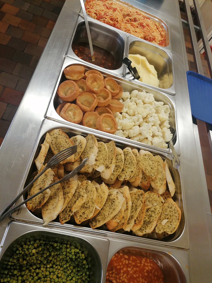 chelle_t1983's tweet photo. Winter warmers for a cold, wet day at #teamlordsgate. A welcome return of cottage pie to the menu, with a twist. @Juliehorrocks3 @ElaineL33583821 @mellorscatering https://t.co/Se12l6V4s4