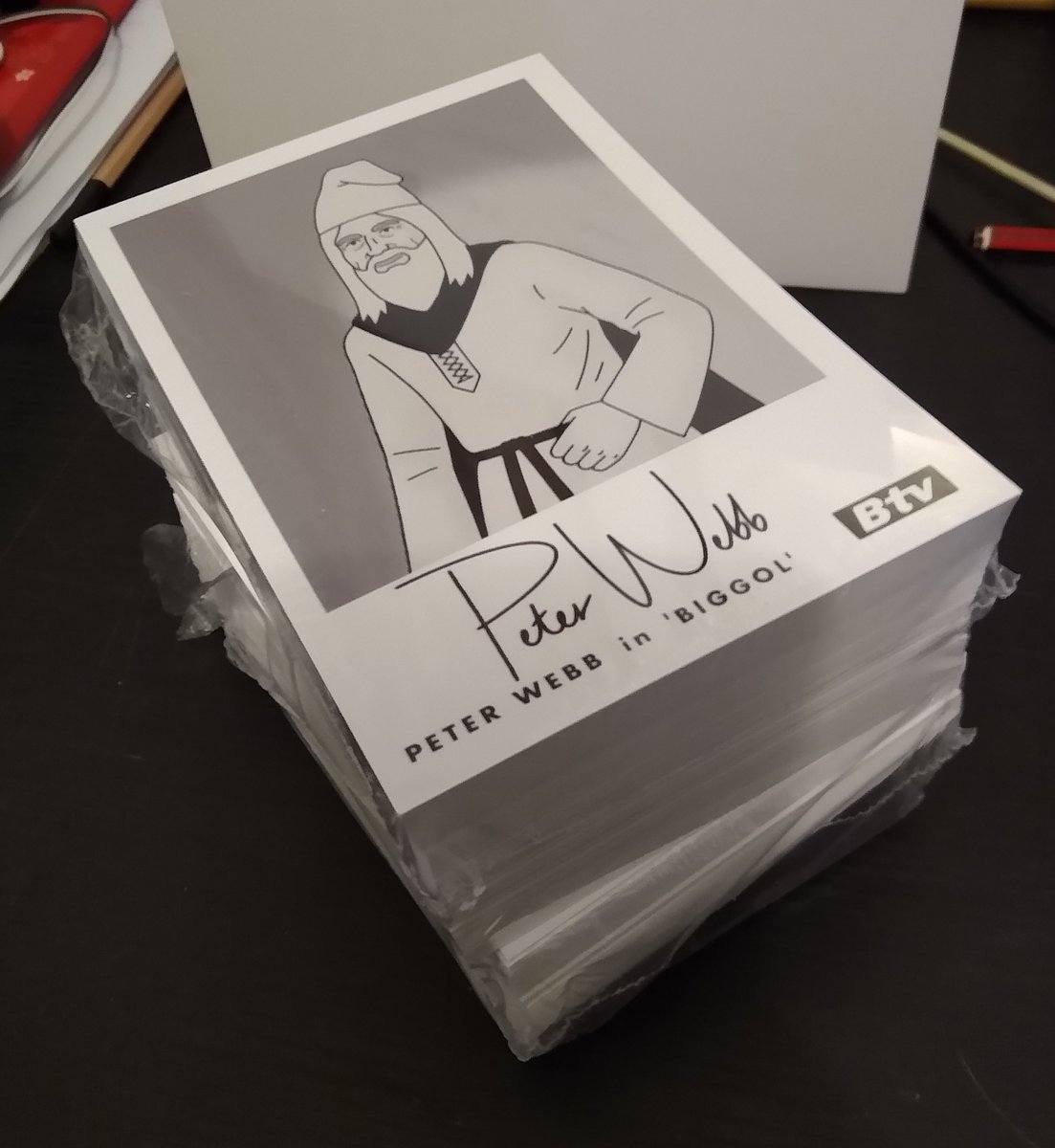 I'm at <a href="/ThoughtBubbleUK/">Thought Bubble Festival</a> this weekend. No new comics*, but I'll have these FREE POSTCARDS signed by Biggol himself, Peter Webb!

Table 12A, Redshirt Hall w/ <a href="/ajoshhicks/">Josh Hicks</a>

*Biggol is making its convention debut, 20 months after the first issue came out.