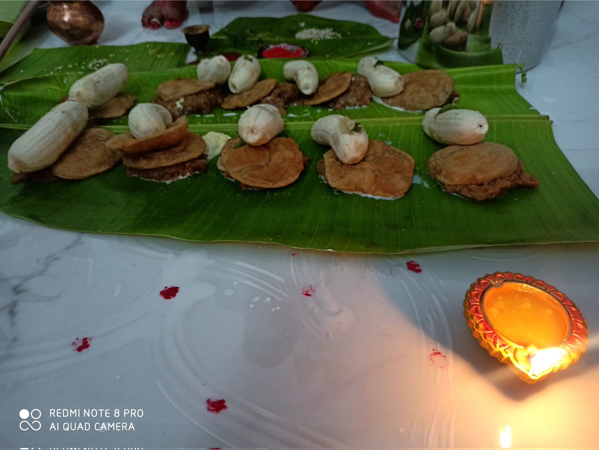 jyothi_jha's tweet photo. #KharnaPooja
#Chhath https://t.co/TULcHAtE8q