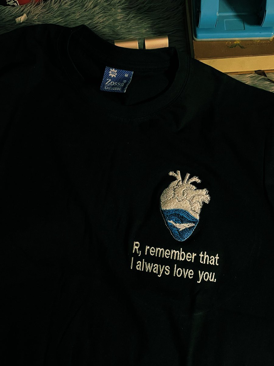 JSky_Designs's tweet image. 🌊🌊🤍🤍🤍