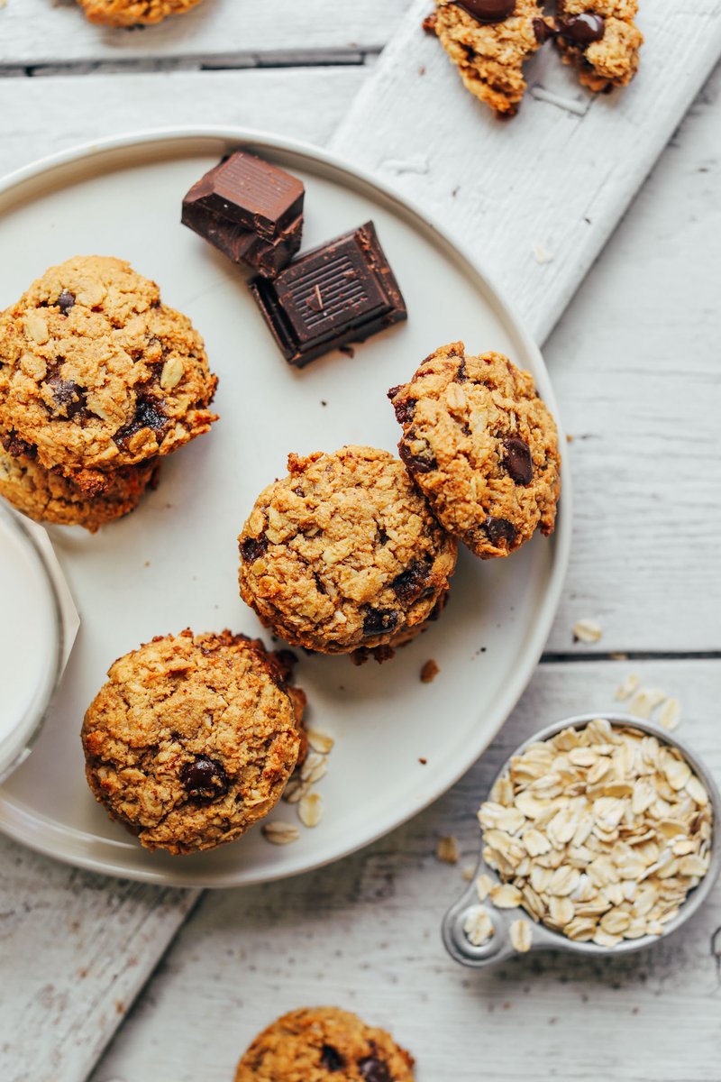 TzuChiUSA's tweet photo. Satisfy your sweet tooth on #HealthyTuesday with this scrumptious #vegan oatmeal cookie 🍪 #recipe by the @minimalistbaker! 

https://t.co/TagKCHkwfq 

#EatEthically #EnvironmentalProtection #Veganism #Vegetarianism #PlantBased https://t.co/bXsWaF7Mw8