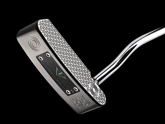 OdysseyGolfTour's tweet photo. The beautifully crafted @ToulonDesign Chicago is a double bend blade with some toe hang to encourage minimal face rotation and arc. 🌀 #TourOnly

#Odyssey | #1PutterOnTour | #1PutterInGolf https://t.co/wNuqeq2Irl