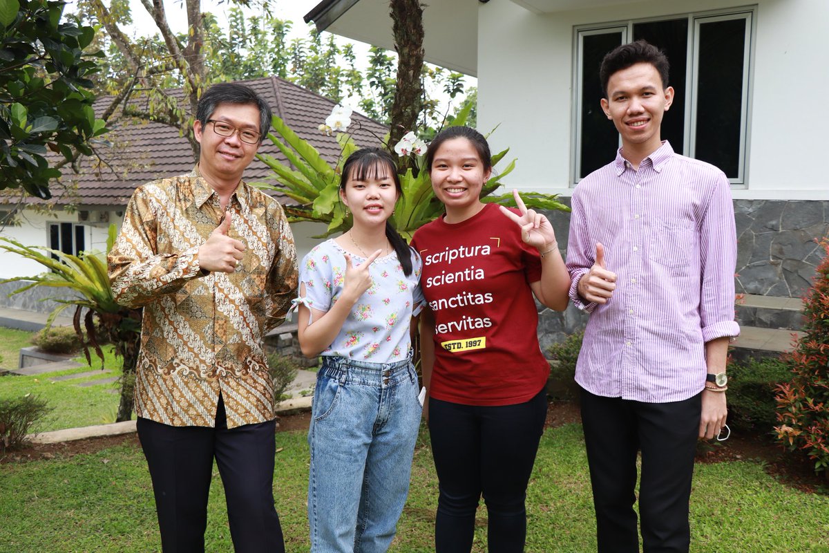 StepanusBobby's tweet image. Borneo group