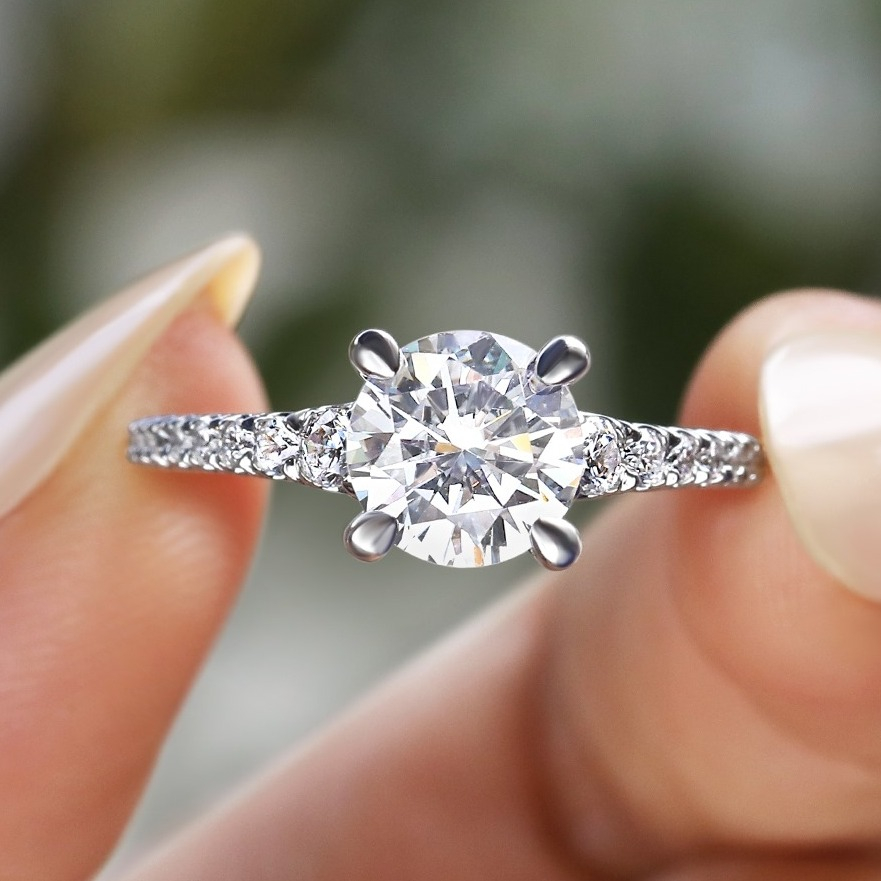GoldsmithJewel1's tweet photo. Up Close and Personal 😍💎 https://t.co/kQvgr8phWS