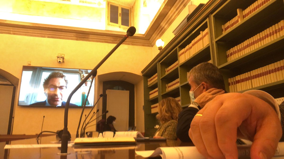 debonis_saverio's tweet photo. 📣Oggi in Commissione #Agricoltura ho posto alcune domande al Direttore di #AGEA in merito alle problematiche relative al regime dei #pagamenti per la #PAC - Politica Agricola Comune. Vi terrò aggiornati! https://t.co/KKlUVEhMoP