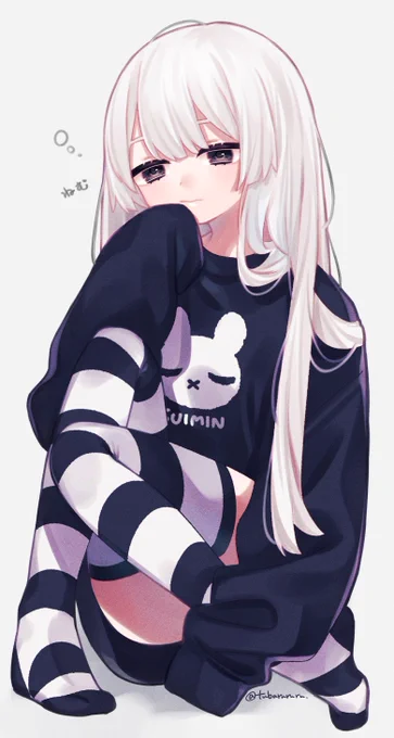 ねむ😪 