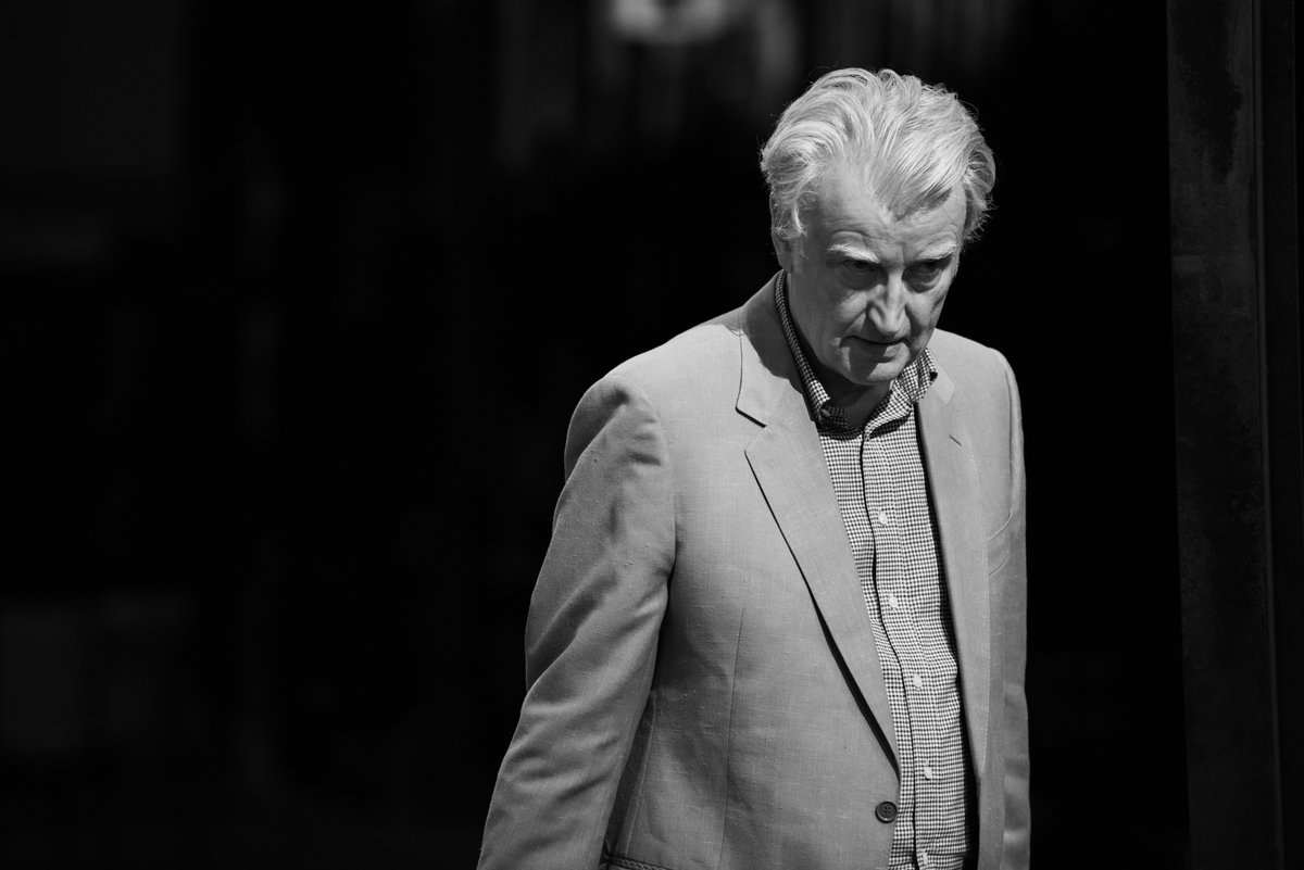 OperaRoma's tweet photo. “La vendetta di Cesare è compiuta quando Ottaviano diventa imperatore, il primo di molti a venire…”#RobertCarsen.
‘Julius Caesar’ di #GiorgioBattistelli su libretto di #IanBurton, in prima mondiale il 20 novembre al Teatro dell’Opera. Sul podio #DanieleGatti.
#operaroma #TORjc https://t.co/oER4uQbjKv