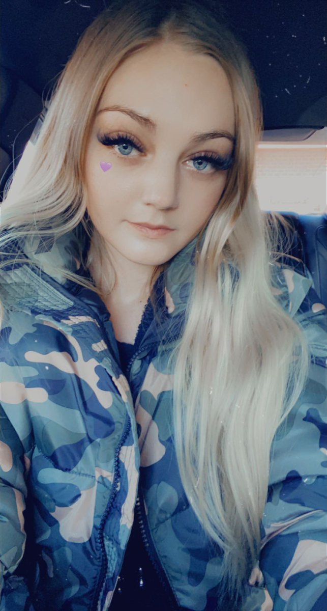 worshipash's tweet photo. The only way a girl like me would ever entertain a beta like you is bc of your wallet 💰 

Findom • collegedomme • findombrat • collegeprincess • finsub • paypig • fincuck  • cashslave • cashsub• https://t.co/EFeVUXeZTg