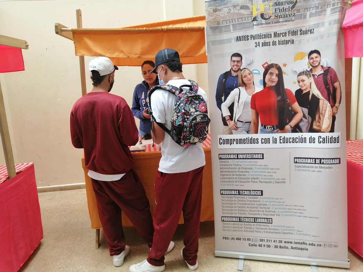 iumafis's tweet photo. Hoy @iumafis siendo partícipes de la semana de la juventud en el municipio de San Pedro de los Milagros,orientando a los bachilleres 2021 del municipio en su elección profesional. https://t.co/sqWhAlzlIK