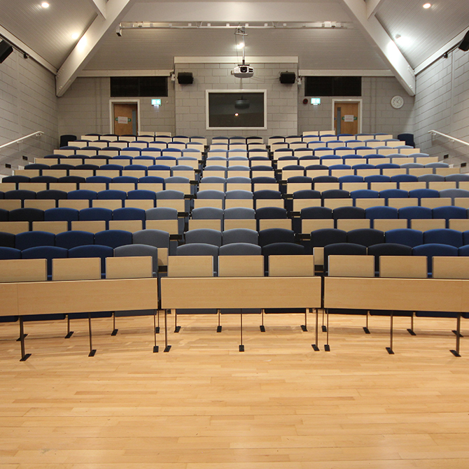 cps_est1966's tweet photo. CASE STUDY: The Perse School in Cambridge wanted to replace their existing auditorium seating.

176 Novus chairs were installed with anti-finger trap seat pivots and rear folding desking.

Find out more: https://t.co/PtiIrF1bbJ

#seatingsolutions #auditoria #refurb #schools https://t.co/8lgo4Rig7Y