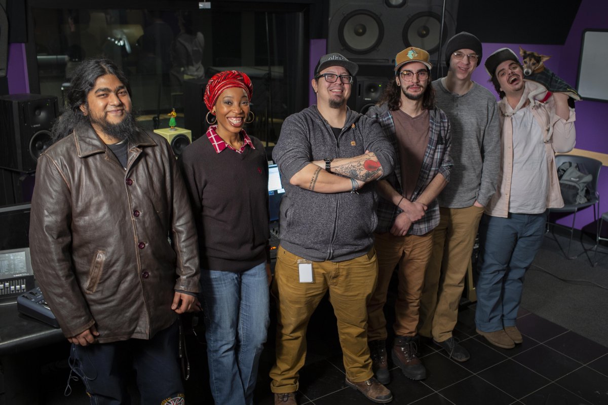 Students at IPR learn from award-winning school faculty who are working in the fields they teach, and tap into their network of industry connections. Check out IPR's feature on PBS' Viewpoint with Dennis Quaid.
ipr.edu/viewpoint-docu…