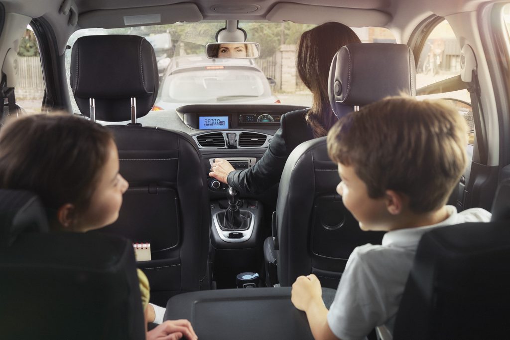 A study has found that 89% of UK car buyers say broadcast radio should be standard in every vehicle radiotoday.co.uk/2021/11/study-…