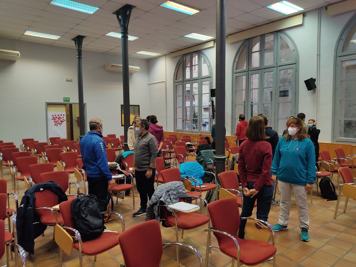 🤔 ¿ Quieres saber más acerca de la reunión inicial del <a href="/PivaAragon/">PIVAAragón</a> ?

💡 Entra en el siguiente enlace:
 piva.catedu.es/reunion-de-coo…

#pivateando