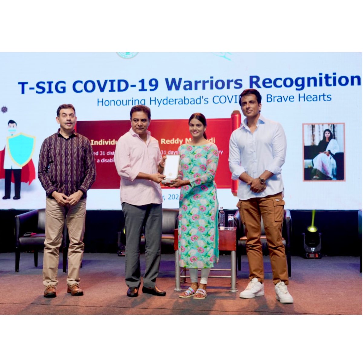 ShravyaMandadi's tweet photo. Truly humbled to be honoured by Telangana Social Impact Group @TelanganaSIG &amp; Telangana Government,a State Govt. recognition of individuals who have extended the highest levels of relief to citizens affected by #COVID19 
Received the award from @KTRTRS @jayesh_ranjan @SonuSood https://t.co/UBdizuCPCT