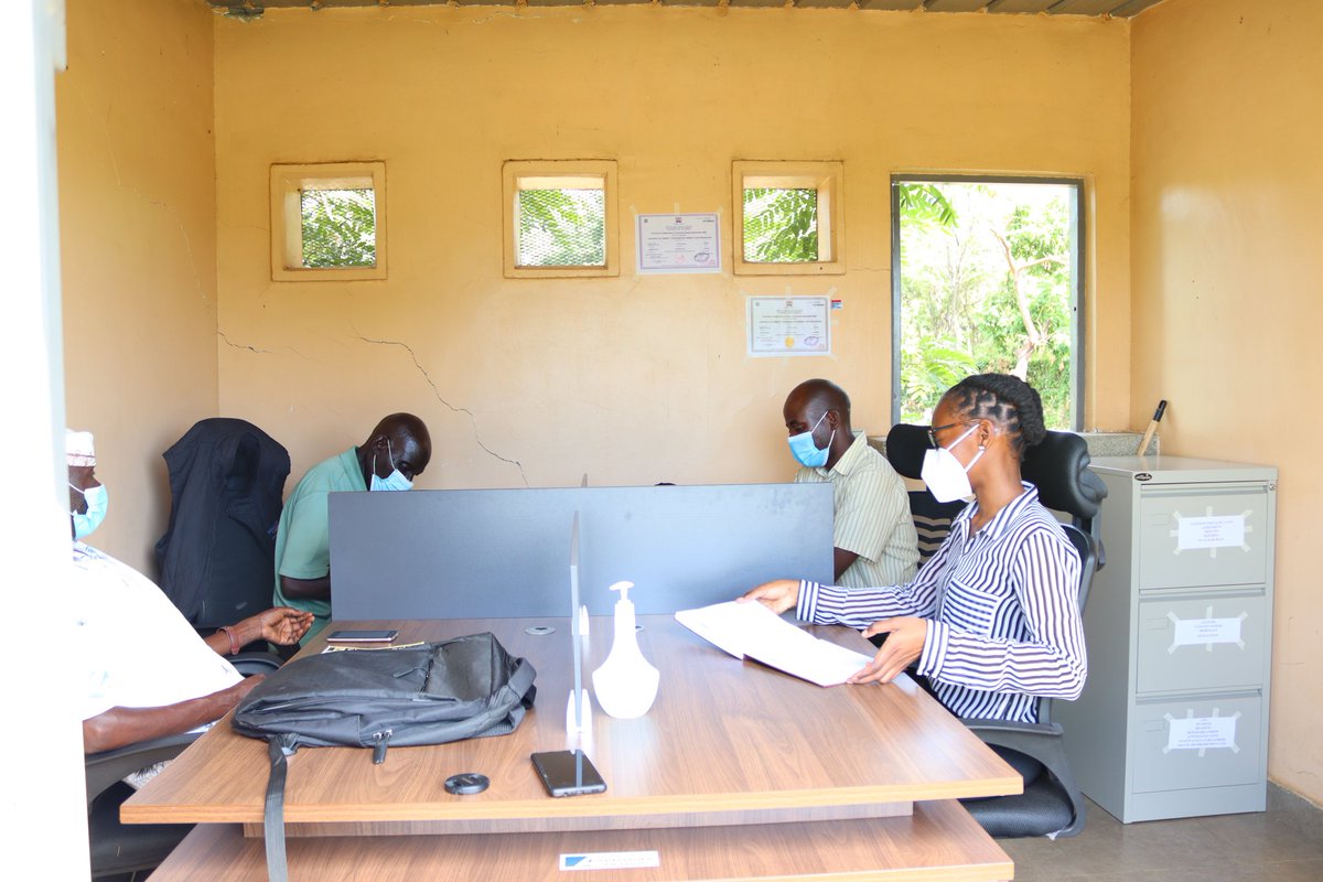 Lacot2020's tweet photo. #SayNoToCorruption
Today we hosted Ms. Jeannette Nyanjom, the Project Assistant of  Konrad Adenauer Stiftung (KAS) at our offices after the the second day of the Anti -Corruption meeting held at Kosawo Hall in Kondele Ward, Kisumu
@KAS_Kenya @nyarnyanjom @AdogaEdwin @UraiaTrust https://t.co/L5dQgHajVG
