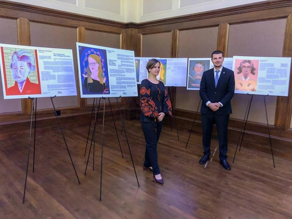 is_fem's tweet photo. Great news! #SheIsScience was opened in @UKRinSF. We are grateful to @MFA_Ukraine and Dmytro Kushneruk - the Consul General of Ukraine in San Francisco. The educational art project is organized by #STEMisFEM with the support of @unwomenukraine and @UNICEF_UA #generationequality https://t.co/6MXkgRMgEs