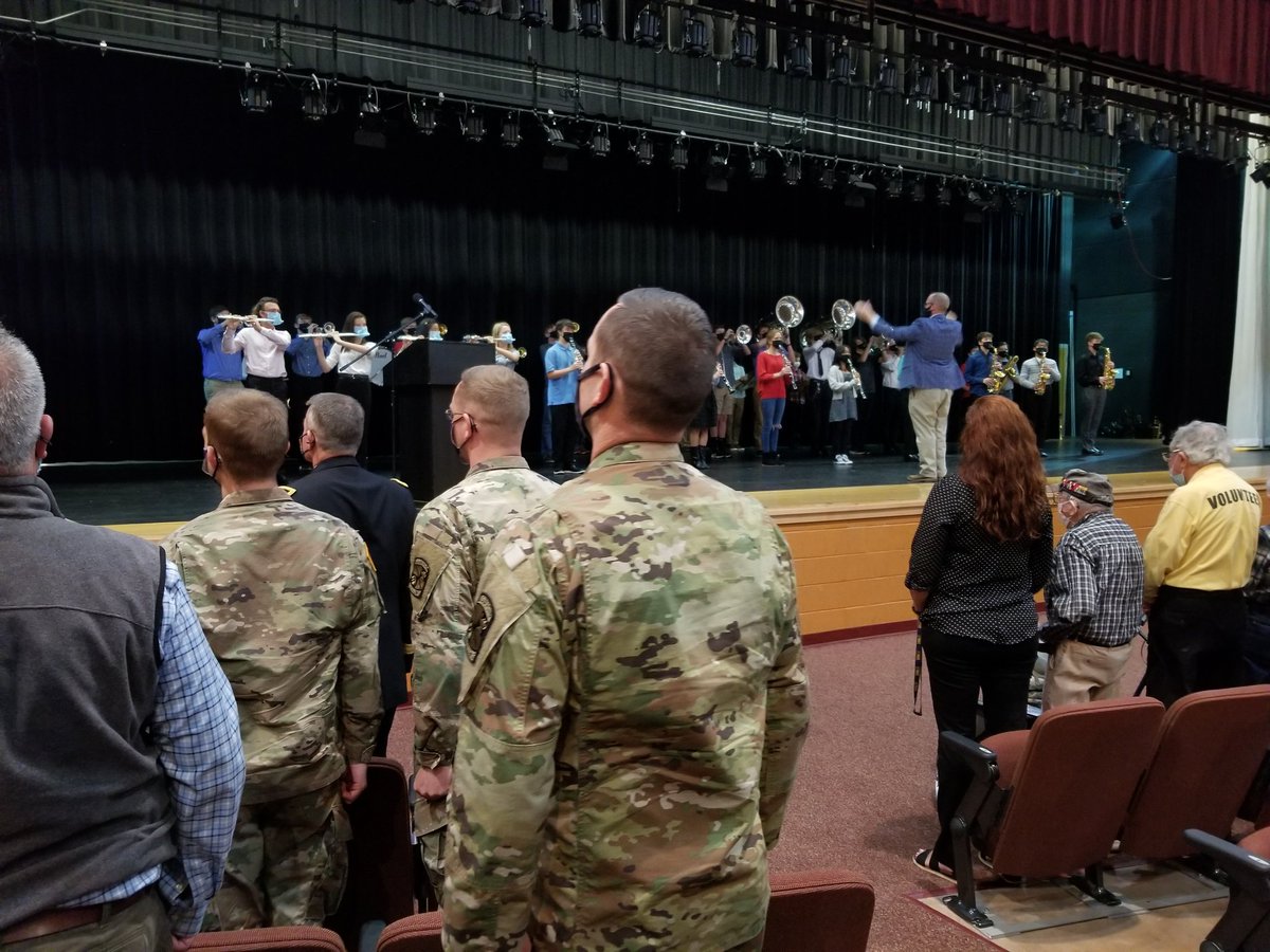 It is inspiring to be at Oakdale HS for a very special Veterans Day celebration!
