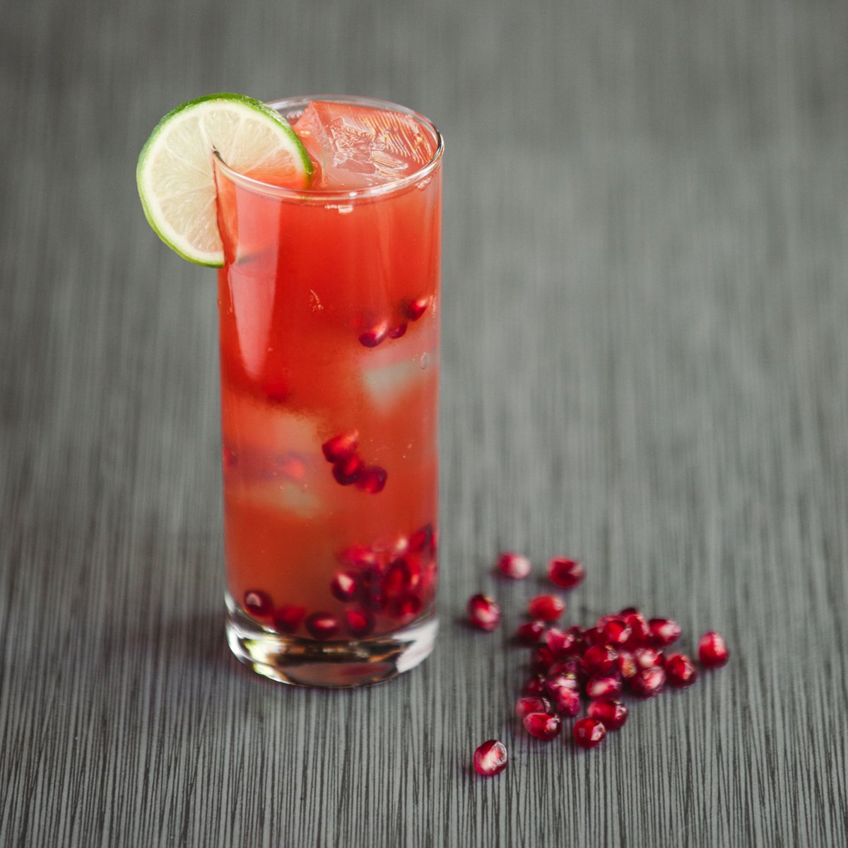 MrBoston's tweet photo. The Mexican Firing Squad's name suggests that it might be deadly, but it's pretty light. It's similar to a Margarita, but not quite as boozy and gets a bit of added depth from the pomegranate molasses and bitters.
.
Full ingredients and instructions >>> https://t.co/nQ2PslcVLP https://t.co/dH2tV0hJ7x