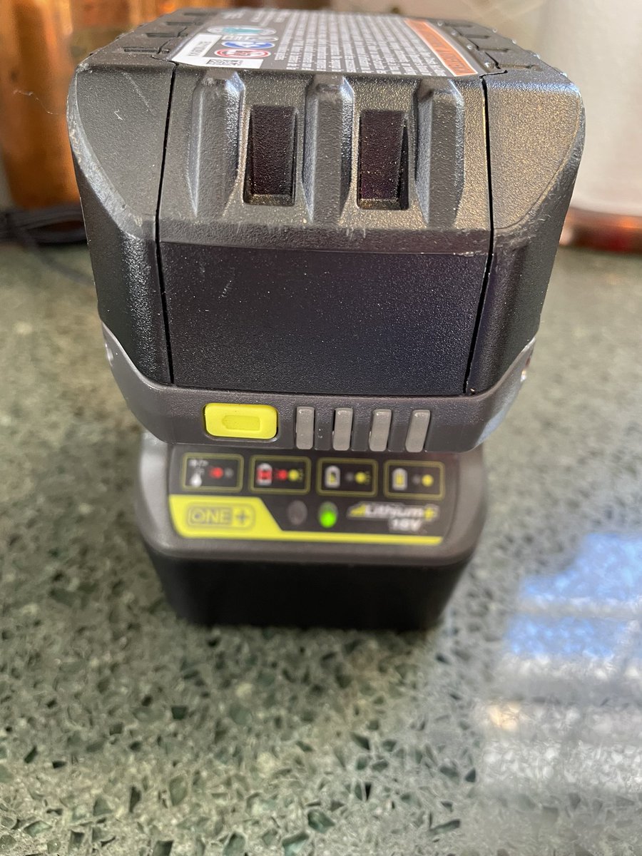amyweeks's tweet photo. @RYOBItoolsusa hey there - not sure what to do. I bought an electric blower and the battery only lasts literally minutes. I don’t want to return the blower since it works great. How can I get a new battery with minimal return for you guys? https://t.co/0oyggwhAhH