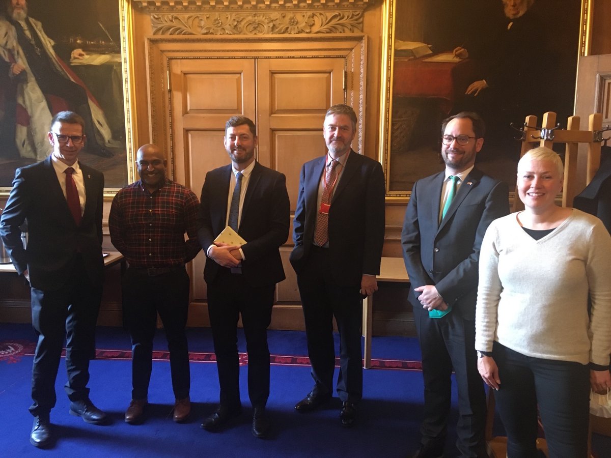 Edinburgh_CC's tweet photo. Great to see @cllrcammyday meet with German Minister for the Environment, Climate and Energy, @thekla_walker earlier today as part of #COP26 to learn more about our #NetZero development and regeneration of Granton #NetZero2030 #NetZeroEdin https://t.co/ffr8riS1BK