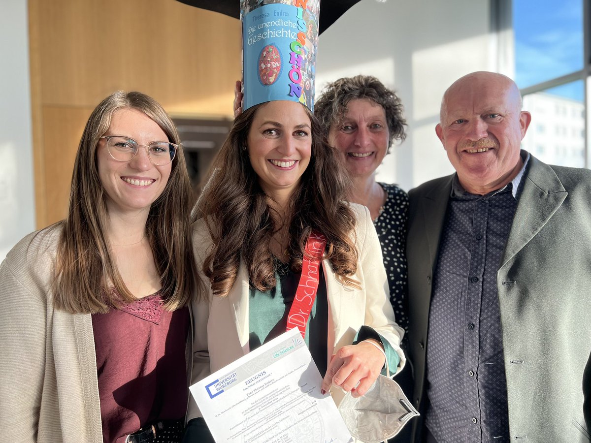 MYCGyvers's tweet photo. Even Michael Ende(res) Neverending Story had a very last chapter! Congrats Dr. Endres! @30xte 🍾🍾🍾#phddefense https://t.co/SSIhs95gz3