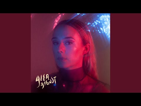 passportapprovd's tweet photo. NEW MUSIC ALERT! #AlbaAugust makes her #debut on the show with “Honey” #newmusic #sweden https://t.co/yyE1TE3Gps