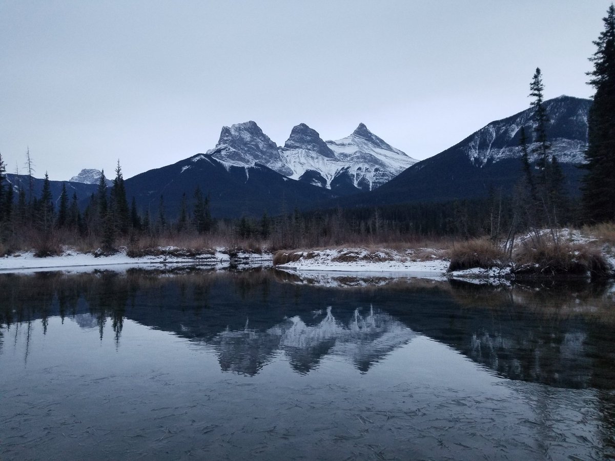 stewieaaron22's tweet photo. Good morning from Canmore! @Shanvanderydt early morning walk. https://t.co/xv6ooZFGOt