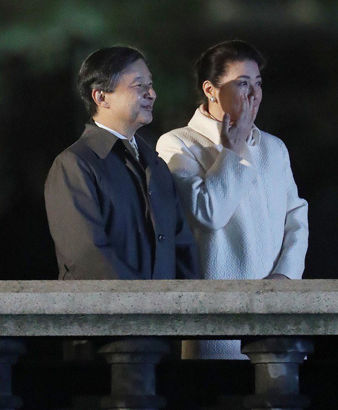 KABA15820602's tweet image. 今日 #11月10日 (水)も沢山の勇気とご声援とご支援を有り難うございました、今夜の癒しソングは天皇陛下ご即位奉祝曲 #RayofWater から #嵐 で #JourneyToHarmony をどぞ🎶🤗。

大きな慈悲の国日本、世界に届け僕らの happy 、今夜はこの辺で、お休みなさ~い🌠😴。
 
youtu.be/QSwl2QcBotA