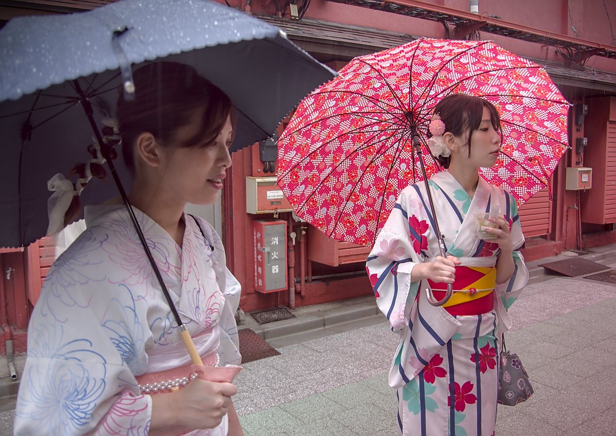 PhKeis's tweet photo. RANTANA撮影会 in 浅草寺㊾
事件現場
#菅原彩香
@ayapaka_paka
#劇団菅原彩香(仮)
ドラマ「いらっしゃいませ♡強盗様…。」公開中
https://t.co/UUiFaVKvGP
#2ねん8くみ千葉校
#野崎絵里菜
@ErinaNozaki
舞台 #最後の一杯 予告動画
https://t.co/1DceKooadO
#RANTANA
#女優 https://t.co/NDPlQS30zV
