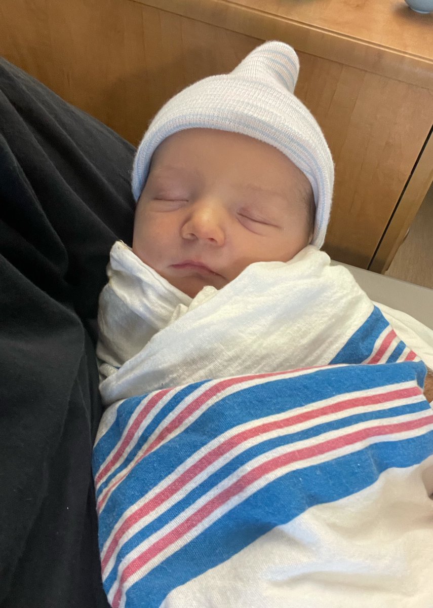LLFreight's tweet image. L&amp;amp;L would like to congratulate Sally and Ryan Beebe on the birth of their fourth son, Ellis Andrew.  Ellis was born on October 29th and weighed 8lbs. 6oz.  He has three older brothers, Eli, Owen and Anderson.