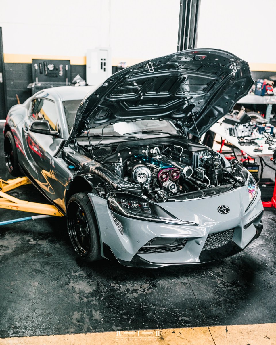 ReversoKuster's tweet photo. @germanbeekeeper @tuning_custombr @Pagdebmw Esse aqui não é mais... https://t.co/WgJLn59tSe