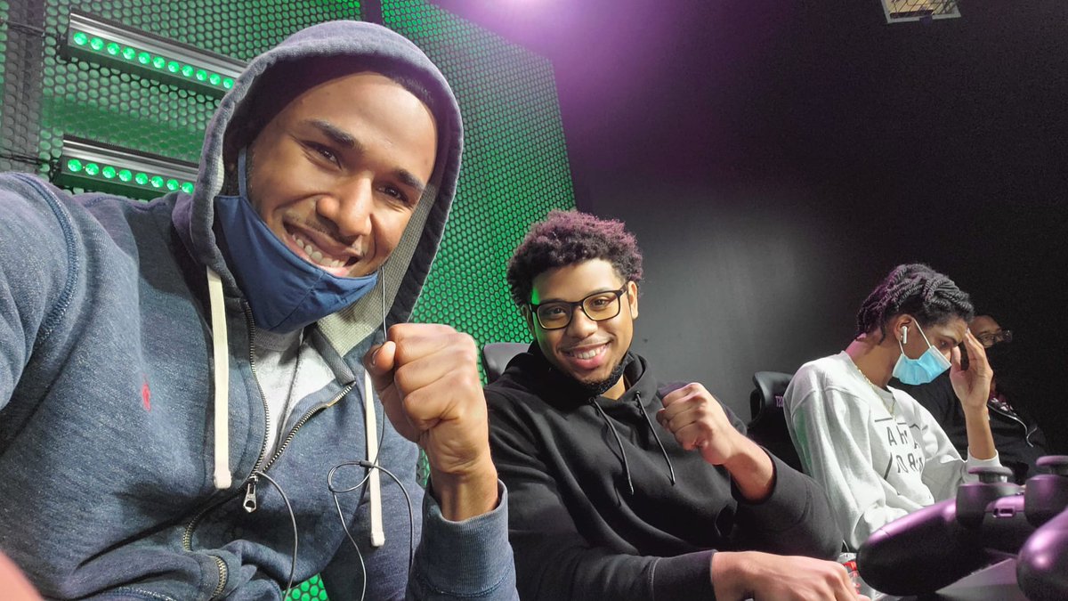 xZenithlee's tweet photo. Champions of Street Fighter V: North Eastern Conference 2021 TEAM BATTLE w/ @MasterEzequias 
🎮🤑🏆
Congratulations to @SmugDaBeast The Singles Champion
Great and appreciable experience, Thank you everyone for your continued support 💜 https://t.co/2ZlPpV2Jgc