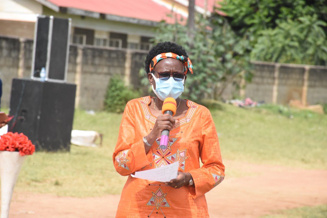 JaneRuth_Aceng's tweet photo. Joined teams in Soroti today to launch the Accelerated COVID-19 Vaccination campaign. This campaign will run for 7 days targeting over 1 million people aged 18 years and above in the Teso region. https://t.co/71W5zqtRcJ