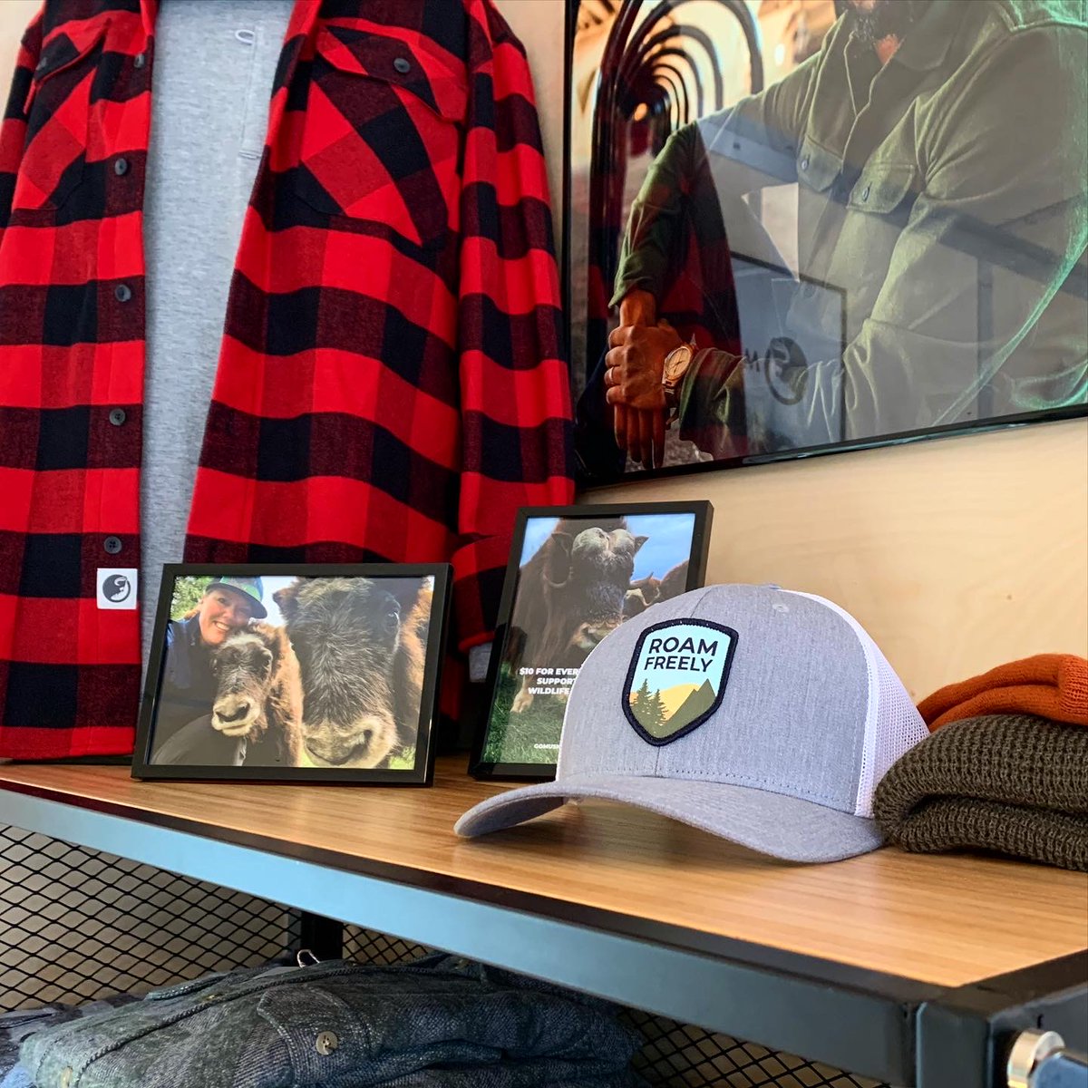 goMuskOx's tweet photo. T-24 hours until #gomuskox Cadillac Square is open. Big muskox roar to @BedrockDetroit & @OpportunityDET for supplying a beautiful and active space to nest over the holidays. Opening 11/10 @ 11am ET
Directions, Parking, Hours: https://t.co/BEAbP4hwbx. https://t.co/fRyT2mXfU1
