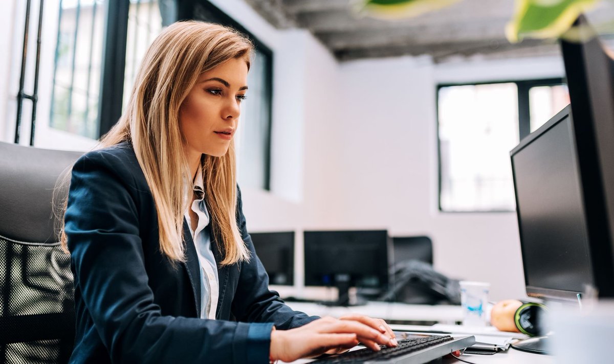 UNCH_Careers's tweet image. Our #HRDataManagement team is now #hiring for an HR #ServiceNow Analyst! This position is responsible for supporting HR ServiceNow, HR’s portal and #CaseManagement solution. Explore this position and apply here: bit.ly/302dK6F