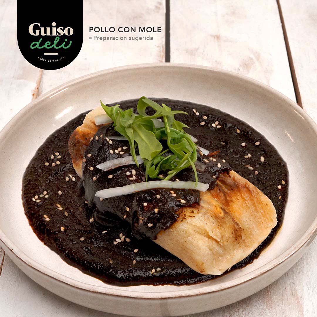 La variedad de guisos que te ofrece @guisodeli te permite disfrutar de tus platillos favoritos. Con nuestro Pollo con #Mole prepara un tradicional #Tamal y comparte con tu familia su gran sabor.

#InstaFood #Foodie #Foodlover