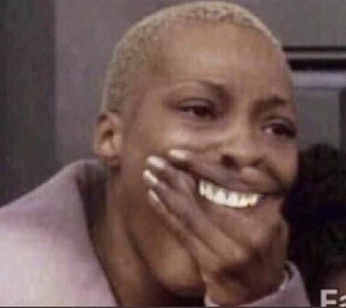nicoaaw's tweet photo. @Finesse_rie HAHAHAHA BITCH not the flushing down the toilet 😭😭😭😭 https://t.co/RT2oHdEKIe