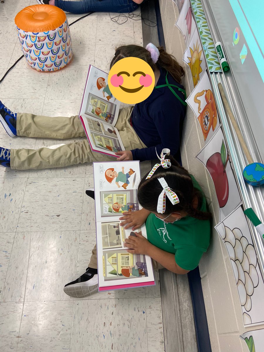 MissWelchELL's tweet photo. New favorite time of day: language centers! https://t.co/JCMiy17BEy