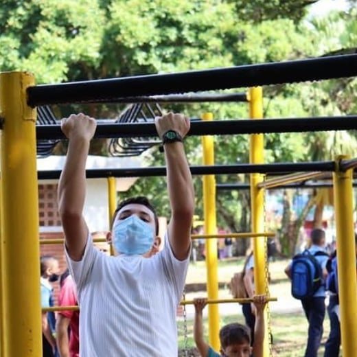 con_tiza's tweet photo. #Video 
#Acondicionado para el ejercicio físico individual o en familia. 
Nueva cara del #ParqueMetropolitano

https://t.co/dxtSV7K7x2
@FreddyBernal 
@Silfredo_SC 
@charlychaves 
@RNV_Tachira 
@avnve 
@UNoticias https://t.co/x43gyIABQF