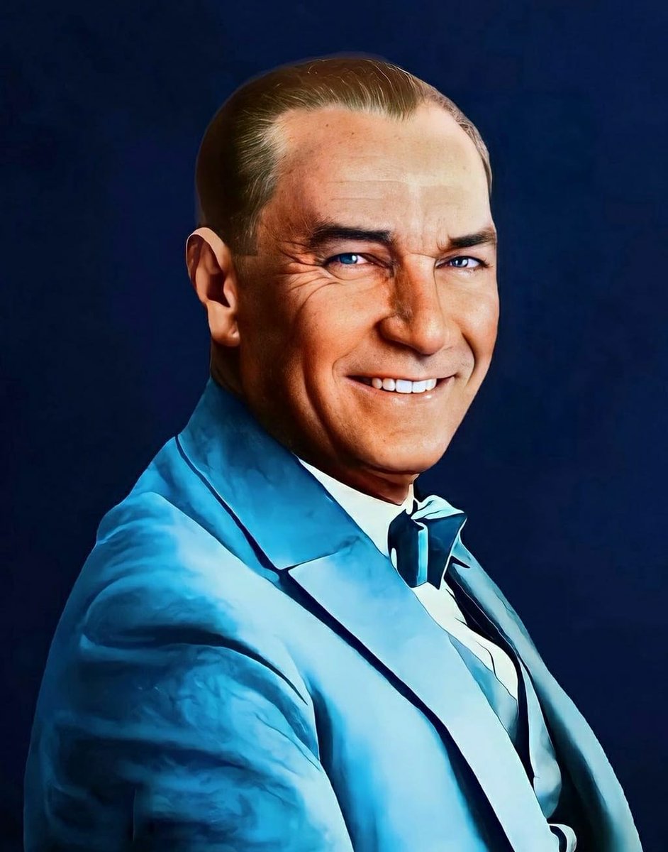 "Benim naçiz vücudum elbet bir gün toprak olacaktır; fakat Türkiye Cumhuriyeti ilelebet payidar kalacaktır."

💬Başbuğ Mustafa Kemal Atatürk

#10Kasım