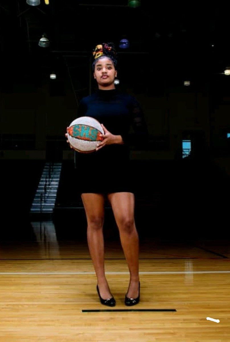 Thank you for the pictures!! <a href="/TyPhotog/">Ty Freeman</a> #TheBridge #baskeball #girlsbasketball